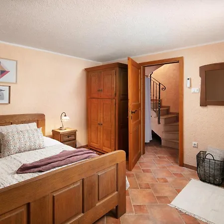 Apartment Antonia 881 *