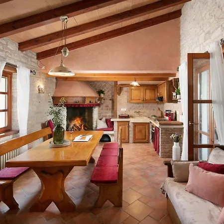 Antonia 881 * Novigrad Istria